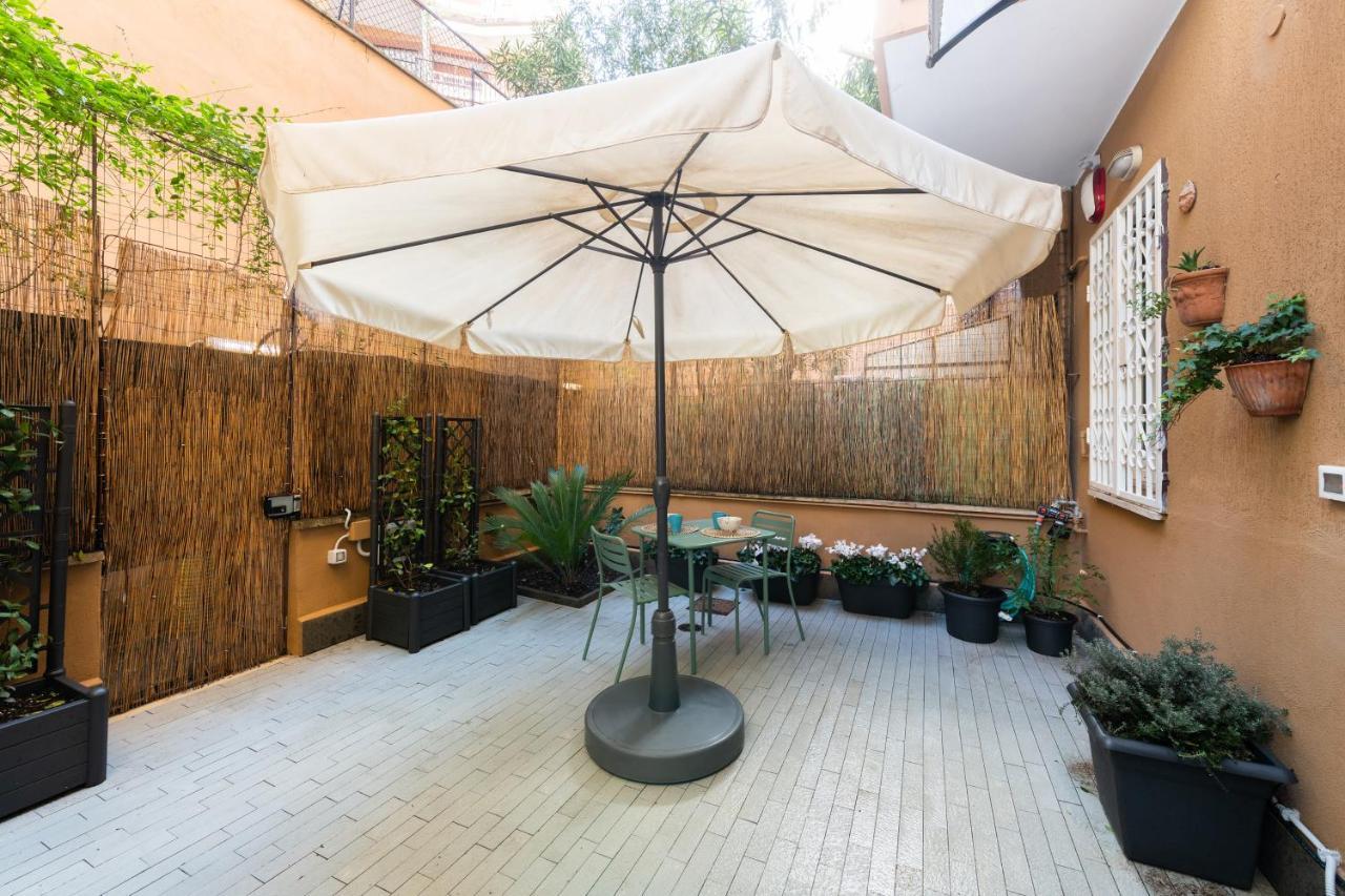 Casa Vegezio Near Vatican Museum And Metro Cipro Private Garden Check-In From 3 Pm To 10 Pm ภายนอก รูปภาพ